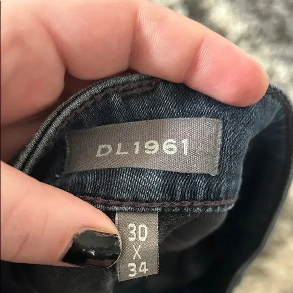 DL1961 Men's Deep Indigo Slim Jeans - Picture 2 of 7